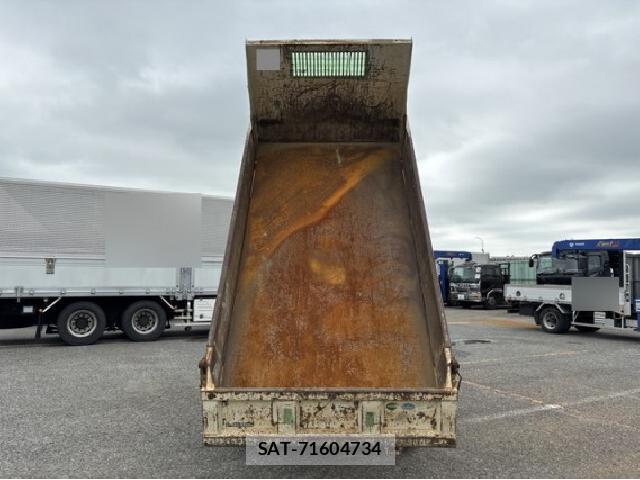 Toyota DYNA TRUCK 2016 8647332-5