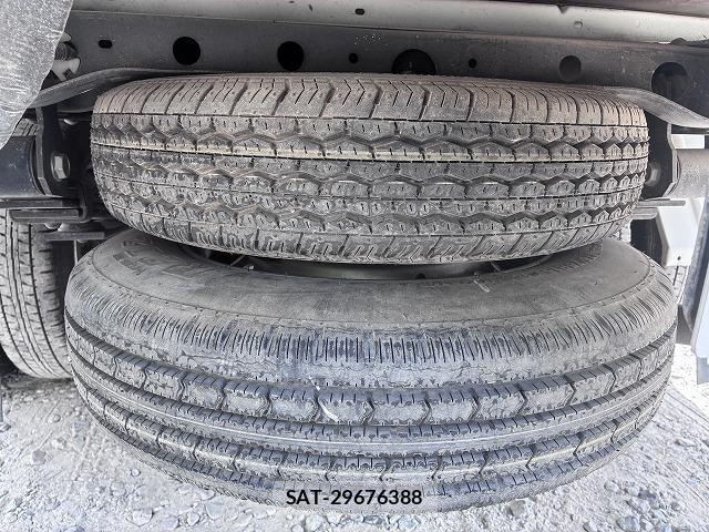 Toyota DYNA TRUCK 2004-06 8647904-16