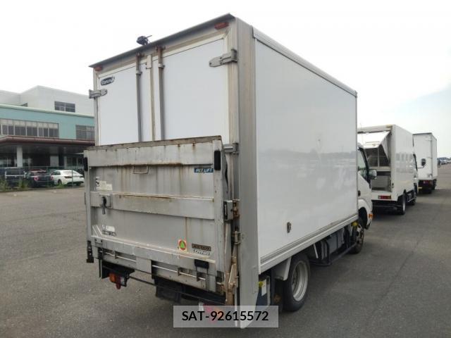 Toyota DYNA TRUCK 2014-08 8652069-1