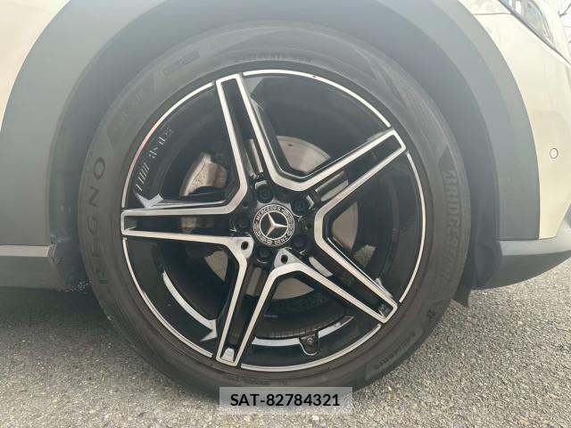 Mercedes Benz E-CLASS 2021-12 8649112-12
