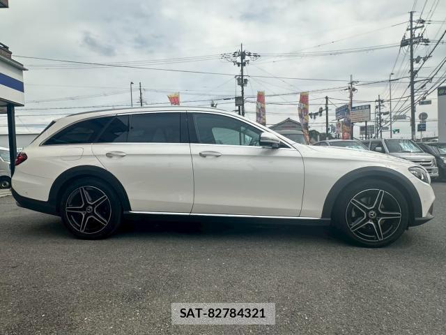 Mercedes Benz E-CLASS 2021-12 8649112-16