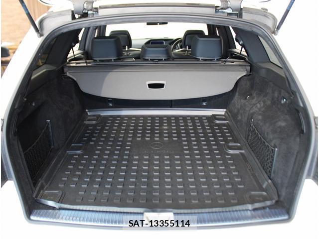Mercedes Benz E-CLASS 2015-04 8652126-18