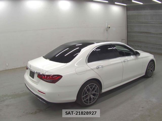 Mercedes Benz E-CLASS 2021-07 8647048-4
