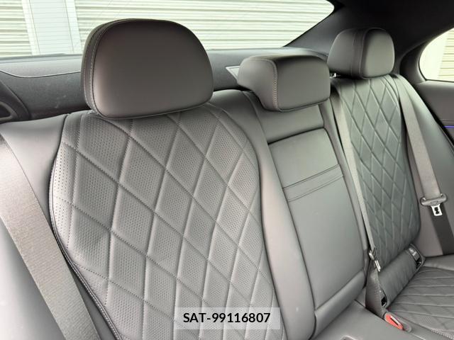 Mercedes Benz E-CLASS 2024-06 8647253-4