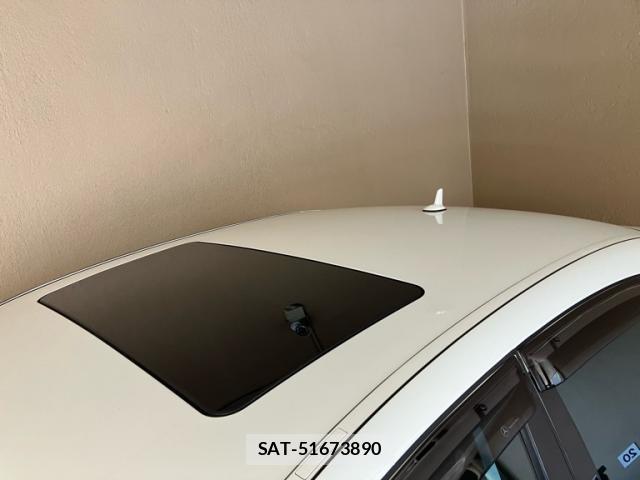 Mercedes Benz E-CLASS 2009-03 8647971-10