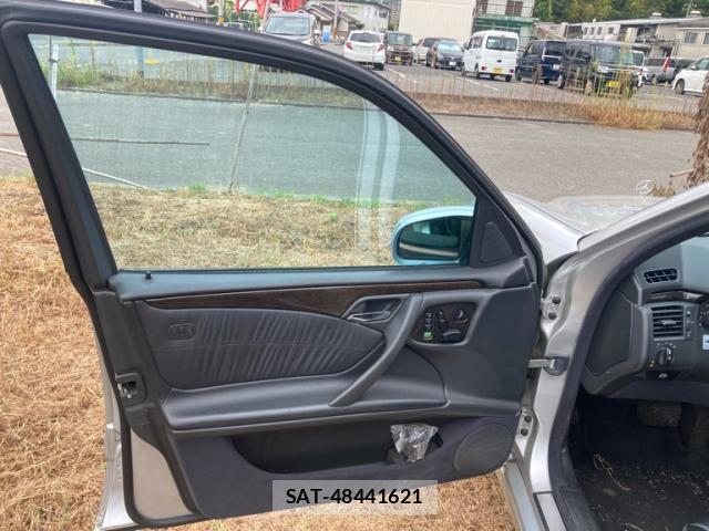 Mercedes Benz E-CLASS 2001-08 8648706-4
