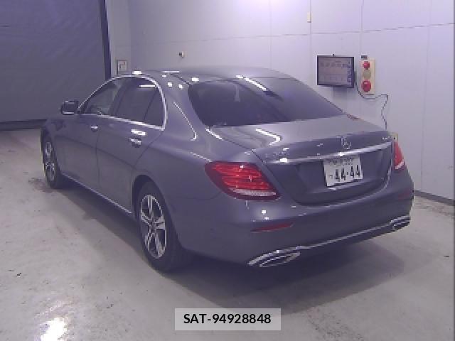 Mercedes Benz E-CLASS 2020-08 8648913-1