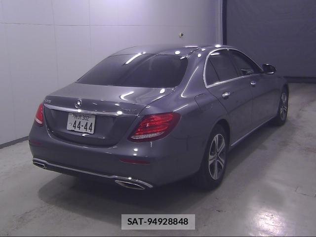 Mercedes Benz E-CLASS 2020-08 8648913-5