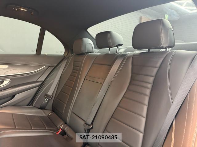 Mercedes Benz E-CLASS 2019-07 8652782-3