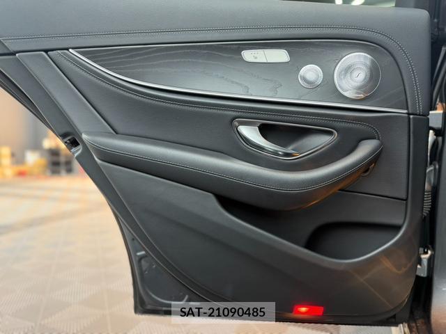 Mercedes Benz E-CLASS 2019-07 8652782-5