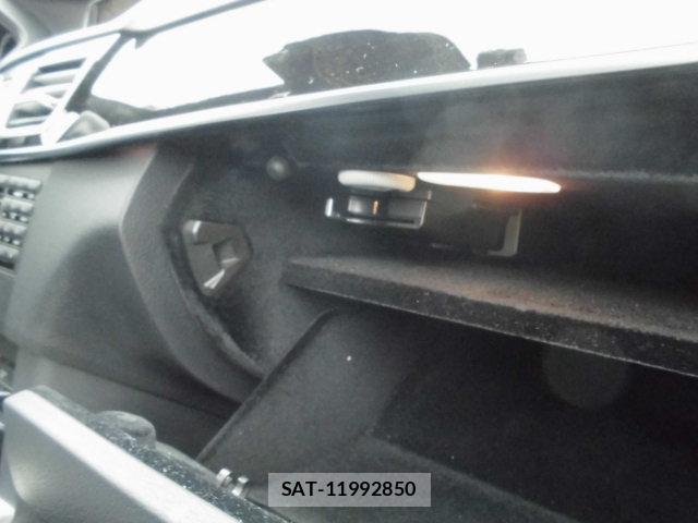 Mercedes Benz E-CLASS 2014-12 8653906-12