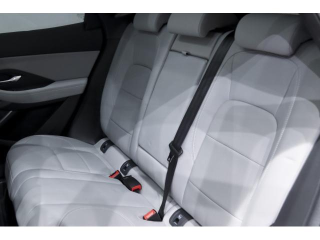Jaguar E-PACE 2021-07 8647242-10
