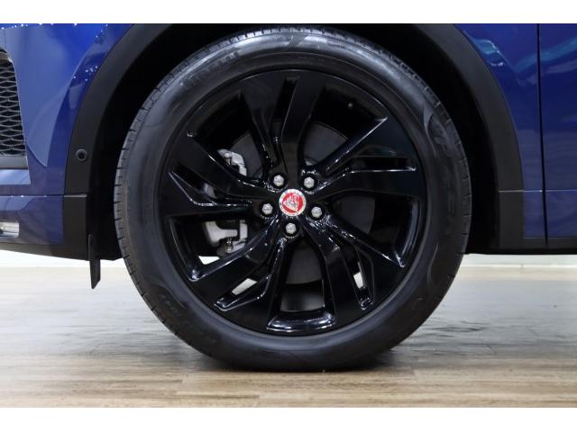 Jaguar E-PACE 2021-07 8647242-3