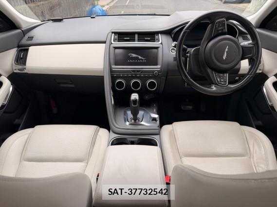 Jaguar E-PACE 2018-12 8651297-2