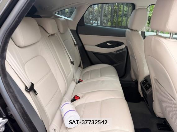 Jaguar E-PACE 2018-12 8651297-6