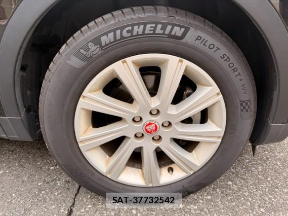 Jaguar E-PACE 2018-12 8651297-8