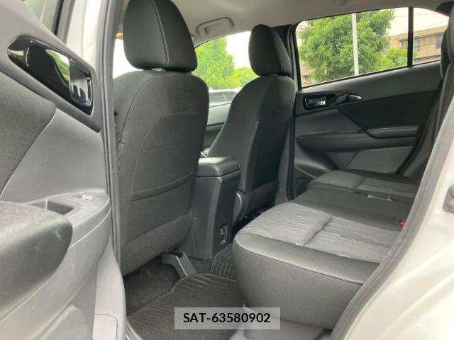 Mitsubishi ECLIPSE CROSS 2019-04 8647777-6
