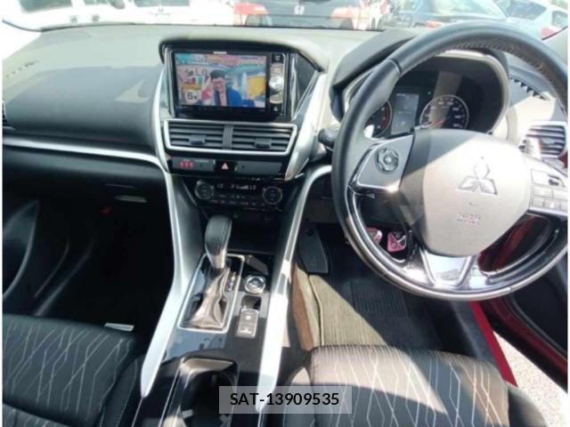 Mitsubishi ECLIPSE CROSS 2018-03 8650398-2