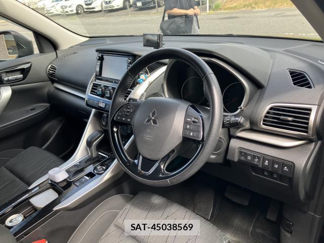 Mitsubishi ECLIPSE CROSS 2019-09 8652412-2