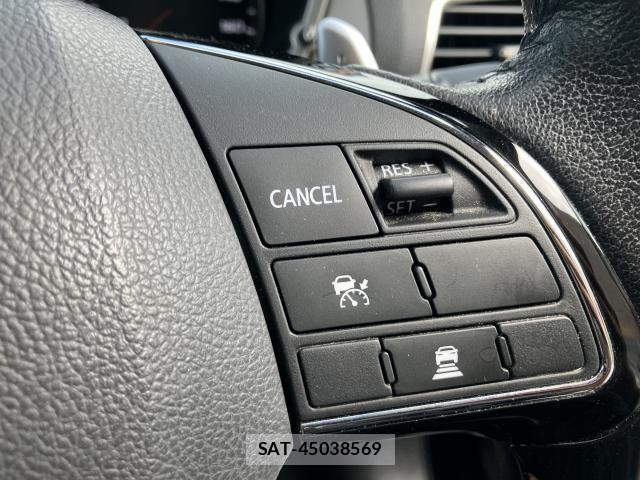 Mitsubishi ECLIPSE CROSS 2019-09 8652412-6