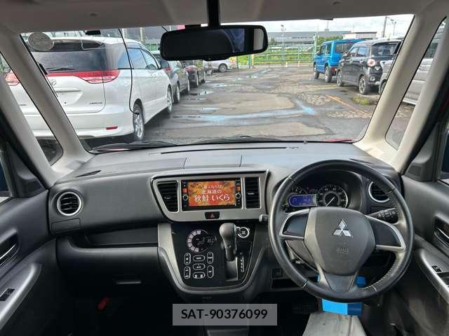 Mitsubishi EK SPACE 2015-08 8651759-11