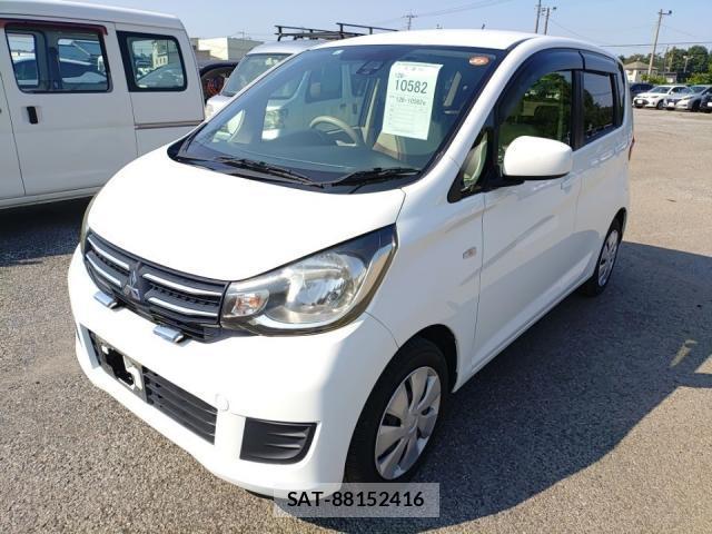 Mitsubishi EK WAGON 2017-08 8647544-0