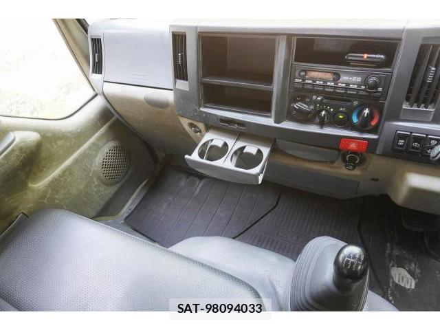 Isuzu ELF TRUCK 2012-11 8648590-16