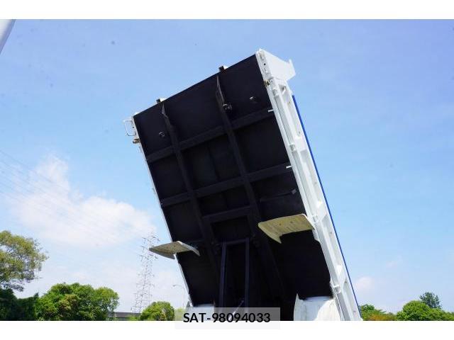 Isuzu ELF TRUCK 2012-11 8648590-6