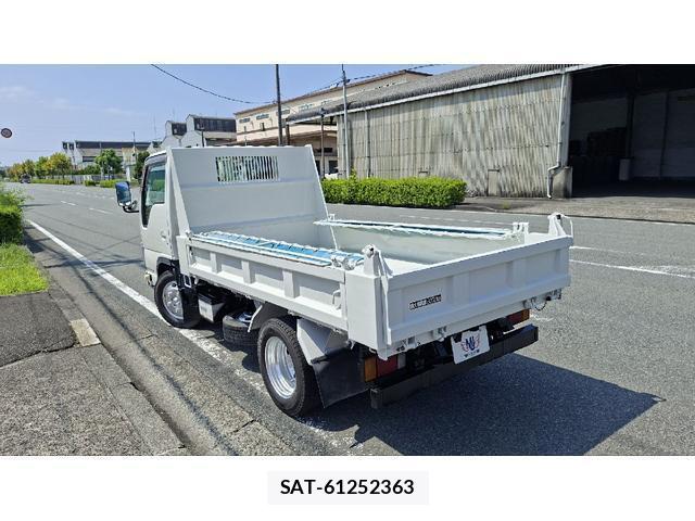 Isuzu ELF TRUCK 2011-10 8649409-12