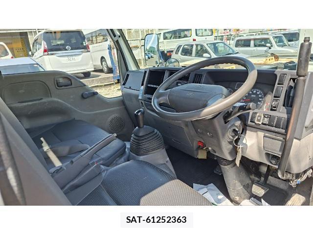 Isuzu ELF TRUCK 2011-10 8649409-7