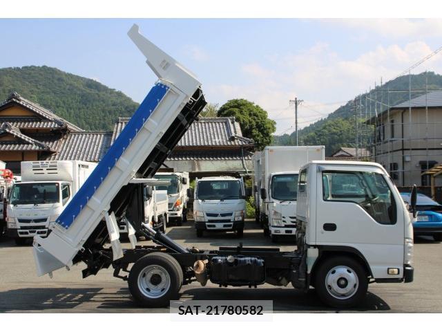Isuzu ELF TRUCK 2013-12 8649753-4
