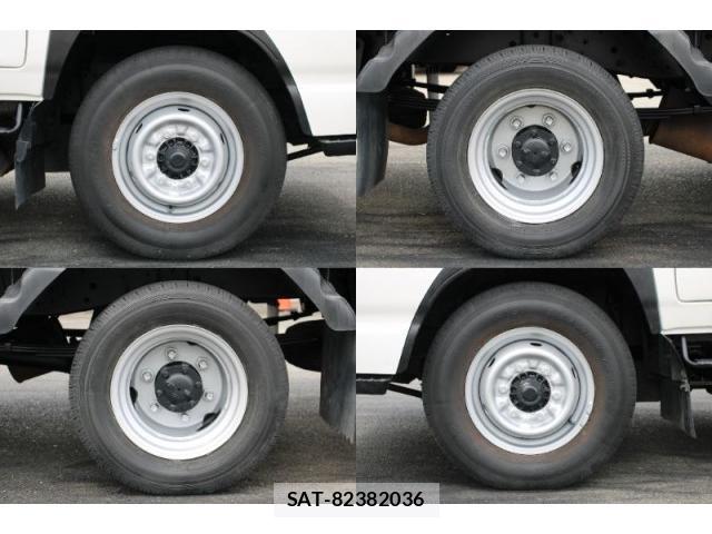 Isuzu ELF TRUCK 2010-01 8649757-18