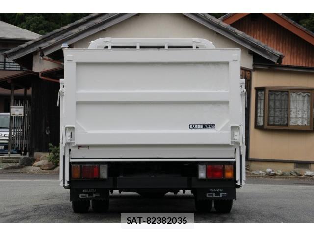 Isuzu ELF TRUCK 2010-01 8649757-7