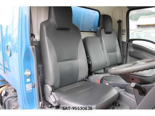 Isuzu ELF TRUCK 2015-02 8649759-17