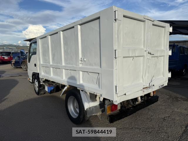 Isuzu ELF TRUCK 2014-12 8650097-1