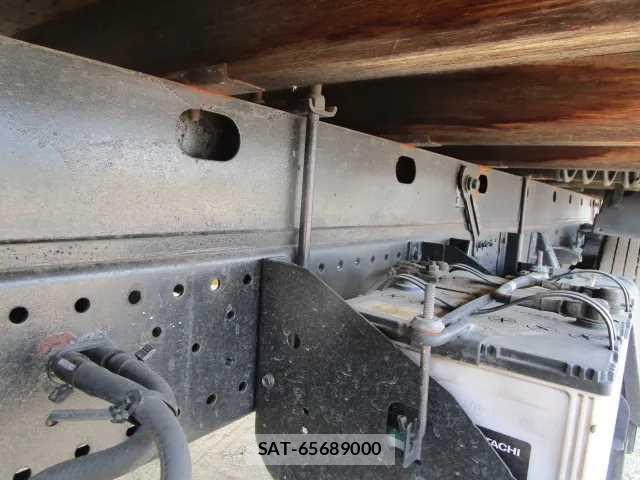 Isuzu ELF TRUCK 2011-12 8651604-16