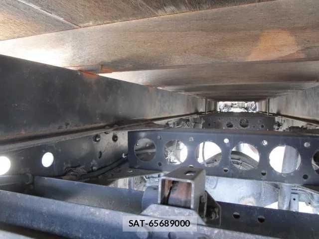 Isuzu ELF TRUCK 2011-12 8651604-17