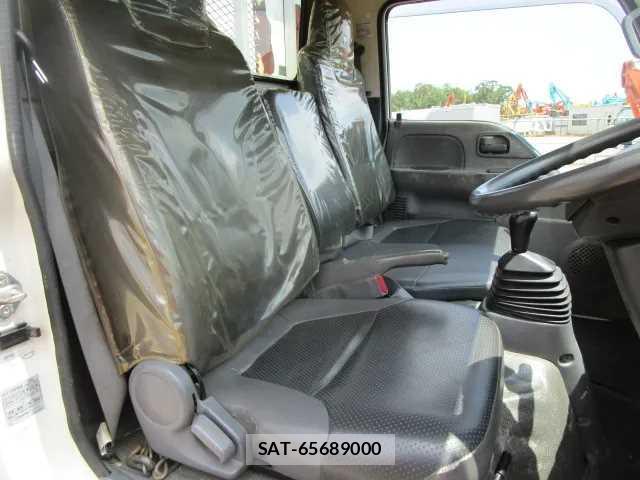 Isuzu ELF TRUCK 2011-12 8651604-7