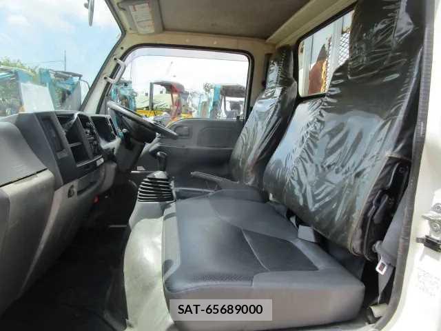 Isuzu ELF TRUCK 2011-12 8651604-9