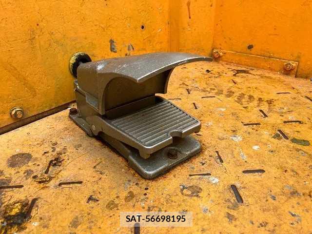 Isuzu ELF TRUCK 2010 8651606-11