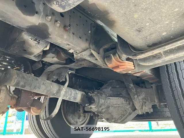 Isuzu ELF TRUCK 2010 8651606-19