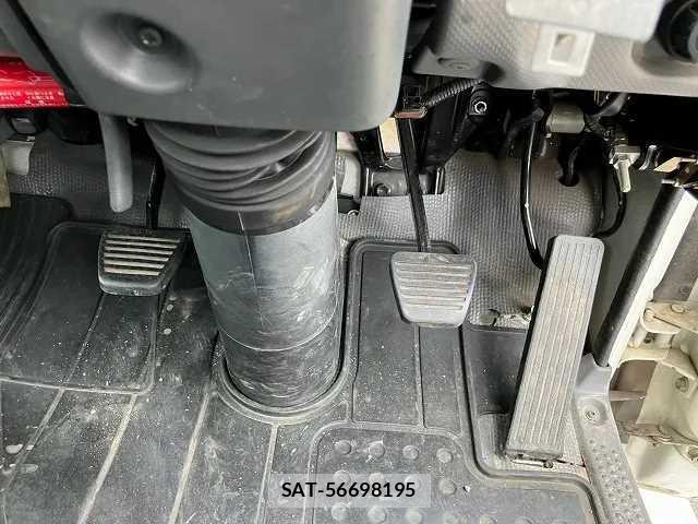 Isuzu ELF TRUCK 2010 8651606-3
