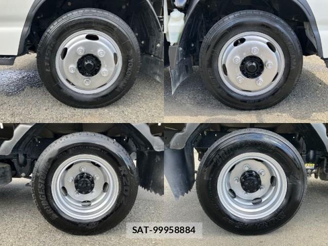 Isuzu ELF TRUCK 2021-03 8652872-16