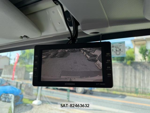 Isuzu ELF TRUCK 2012-06 8653119-10