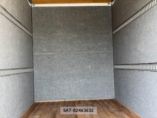 Isuzu ELF TRUCK 2012-06 8653119-17