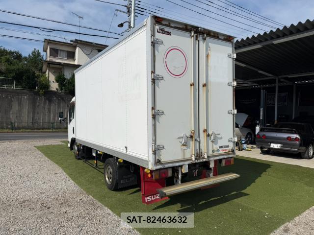 Isuzu ELF TRUCK 2012-06 8653119-2