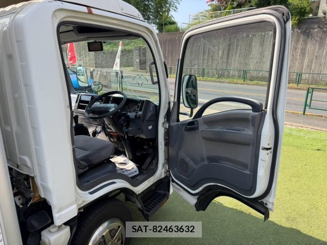 Isuzu ELF TRUCK 2012-06 8653119-4