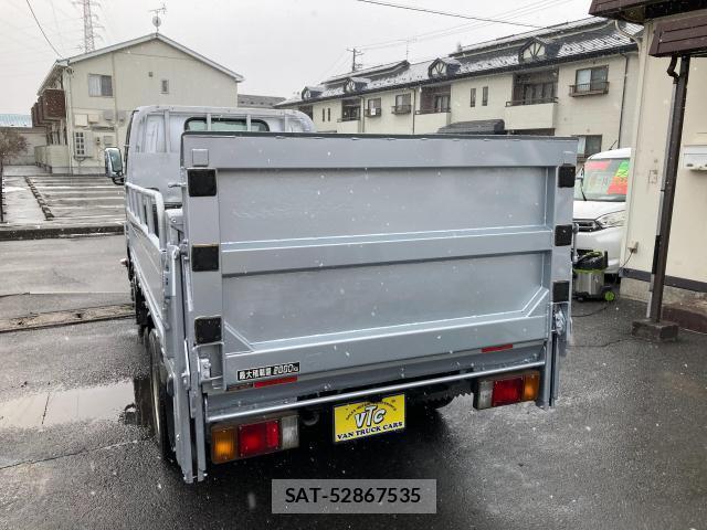 Isuzu ELF TRUCK 2015-11 8653134-1