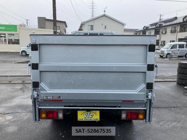 Isuzu ELF TRUCK 2015-11 8653134-8