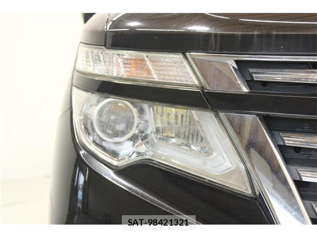 Nissan ELGRAND 2014-02 8646906-16